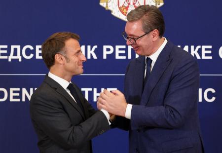 https://storage.bljesak.info/article/465125/450x310/macron-vucic.jpg