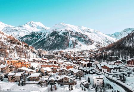 https://storage.bljesak.info/article/466117/450x310/val-disere.jpg