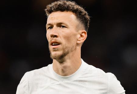 https://storage.bljesak.info/article/466999/450x310/ivan-perisic-tottenham1.jpg