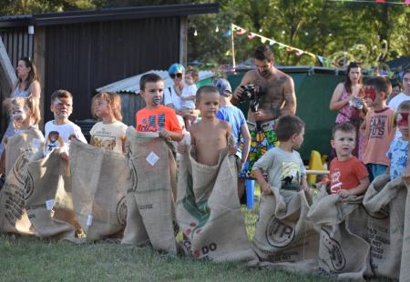 https://storage.bljesak.info/article/467086/450x310/river-fest-djeca.jpg