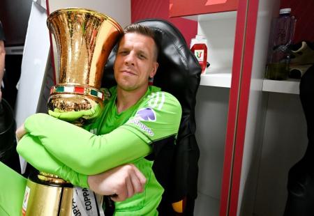 https://storage.bljesak.info/article/467707/450x310/wojciech-szczesny.jpeg