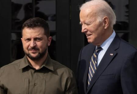 https://storage.bljesak.info/article/467776/450x310/biden-zelenski.jpg