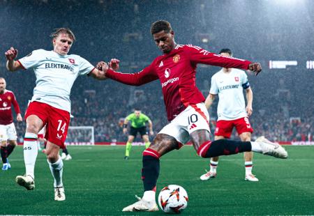 https://storage.bljesak.info/article/467819/450x310/rashford.jpeg