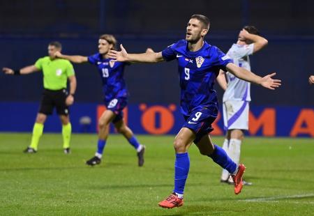 https://storage.bljesak.info/article/470131/450x310/andrej-kramaric.jpg