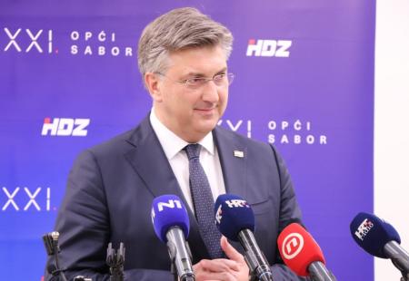 https://storage.bljesak.info/article/470282/450x310/andrej-plenkovic.jpg