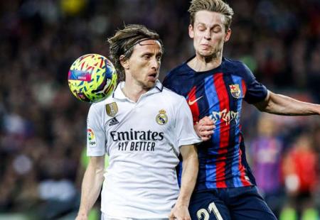 https://storage.bljesak.info/article/470918/450x310/real-madrid-fc-barcelona-clasico-primera-division.jpg