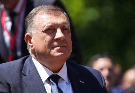 https://storage.bljesak.info/article/471185/450x310/milorad-dodik.jpg