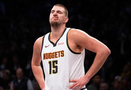 https://storage.bljesak.info/article/471282/450x310/nikola-jokic.jpg