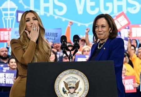 https://storage.bljesak.info/article/471486/450x310/kamala-jlo.jpg