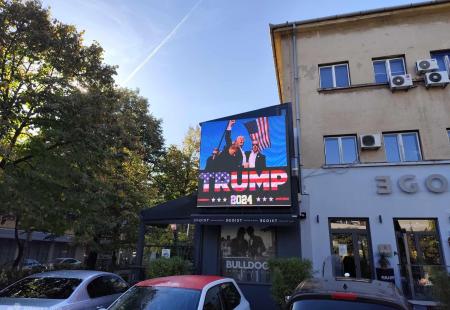 https://storage.bljesak.info/article/471987/450x310/trump-mostar.jpg