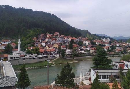 https://storage.bljesak.info/article/472303/450x310/konjic.jpg