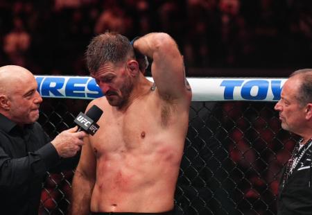 https://storage.bljesak.info/article/473268/450x310/stipe-miocic.jpg