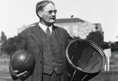 https://storage.bljesak.info/article/474447/450x310/James-Naismith-7.jpg