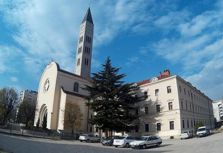 https://storage.bljesak.info/article/477737/450x310/franjevacka-samostan-mostar-gopro.jpg