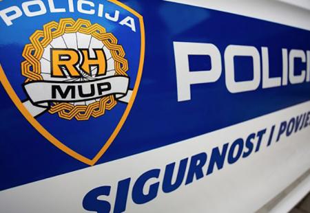 https://storage.bljesak.info/article/478162/450x310/Policija-rh-1.jpg