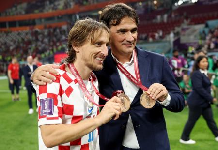 https://storage.bljesak.info/article/485320/450x310/luka-modric-zlatko-dalic.jpg