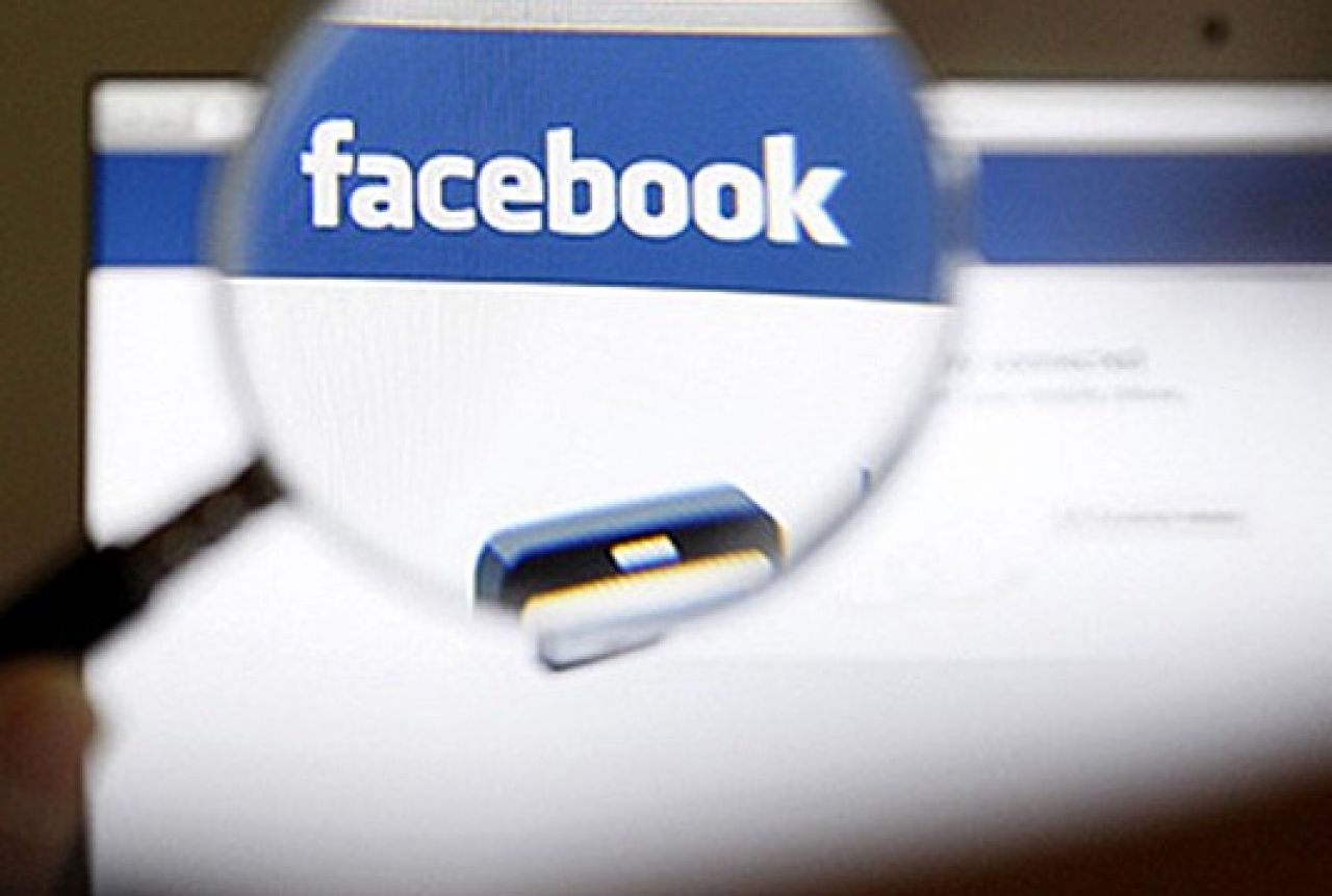 Tinejdžer kažnjen zbog slanja zahtjeva za prijateljstvom na Facebooku!