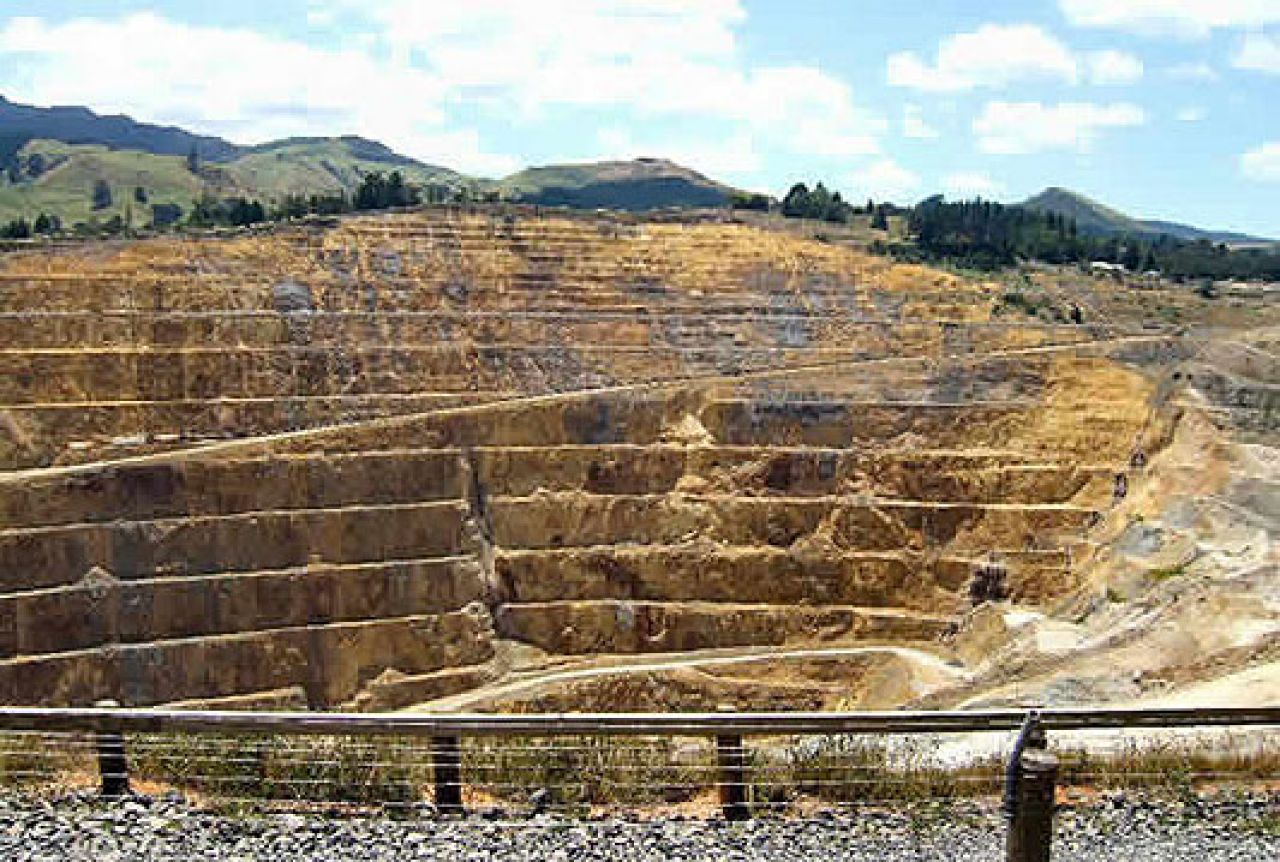 Beautiful mine. Горнорудная промышленность Ирана.