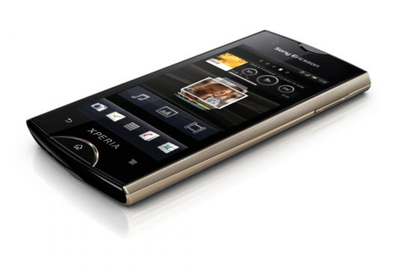 Sony Ericsson predstavio nove Xperia Android pametne telefone i dodatke Smart Extras