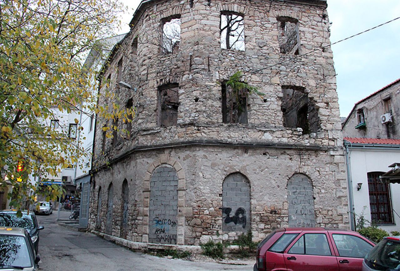 Koledž ujedinjenog svijeta za svoje učenike kupio zgradu u Mostaru