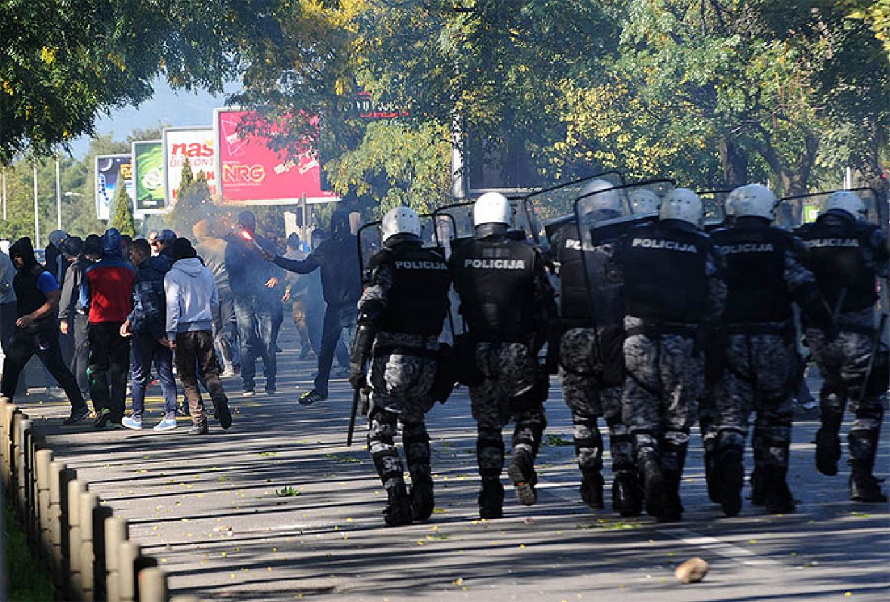 Organizatori marša protiv mafije u Crnoj Gori kažnjeni s 400 eura
