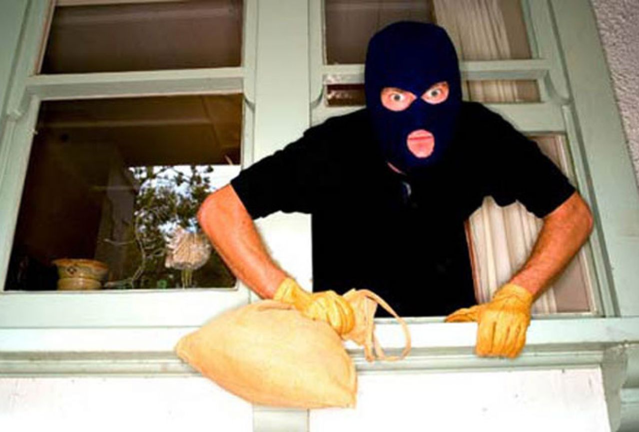 Lopovi navali na stanove i kuće: Krade se novac i nakit, budite na oprezu