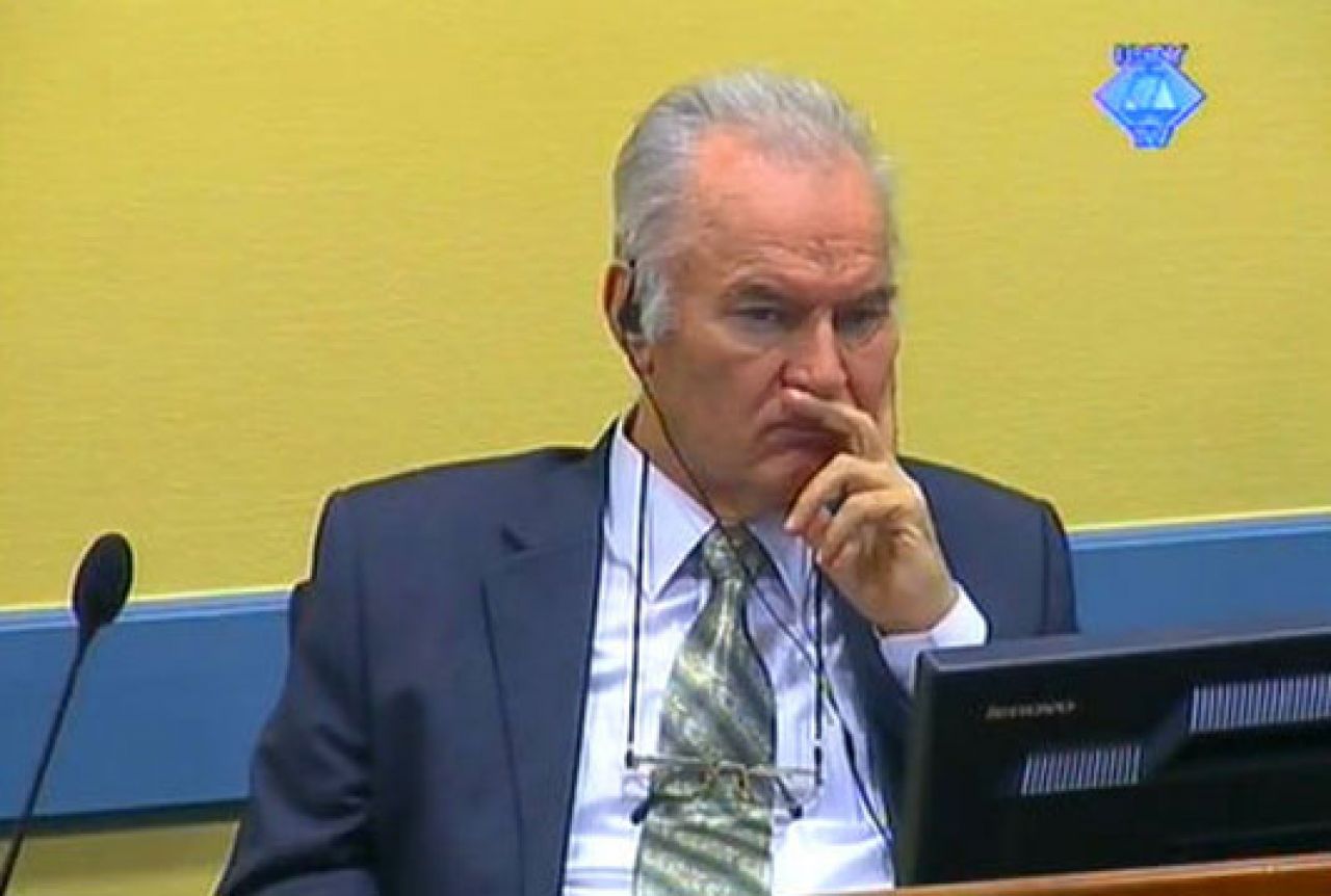 Karadžićevih šest pitanja za Mladića
