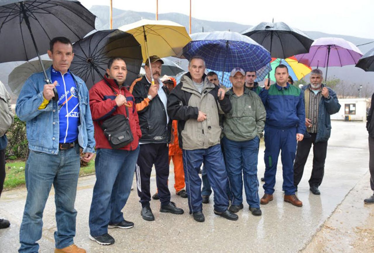 Mostar: Na zboru radnika 'Komosa' odlučiti hoće li biti odvoza smeća