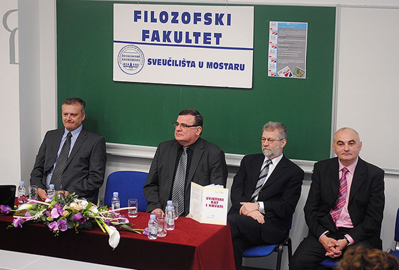 Potpisan sporazum o suradnji između Sveučilišta u Mostaru i Instituta "Ivo Pilar''