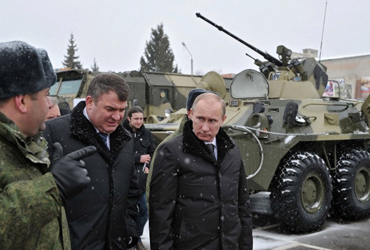 Ukrajinska i ruska vojska stavljene u stanje pripravnosti 