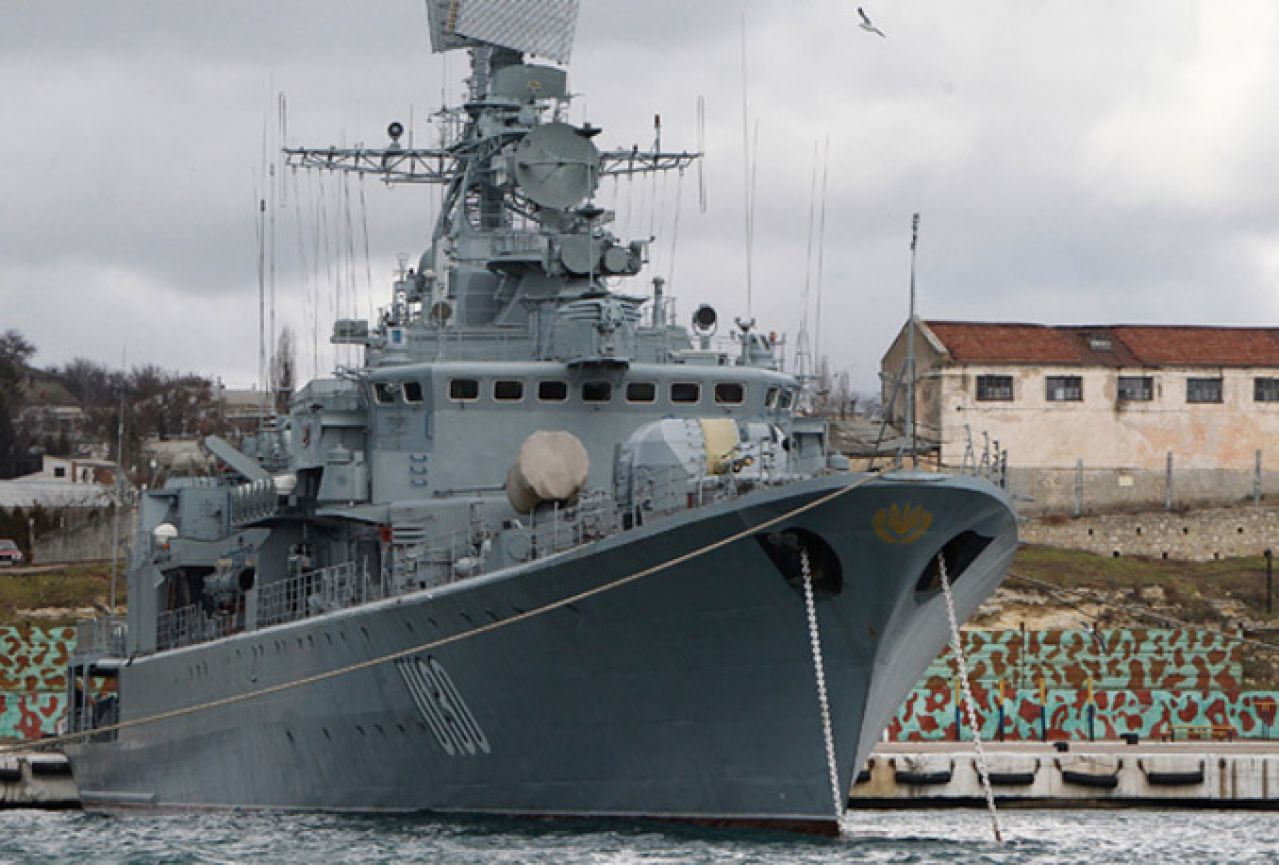 Ukrajina s Krima povukla obalnu stražu; Proruske snage, bez prolijevanja krvi, zauzele Krim