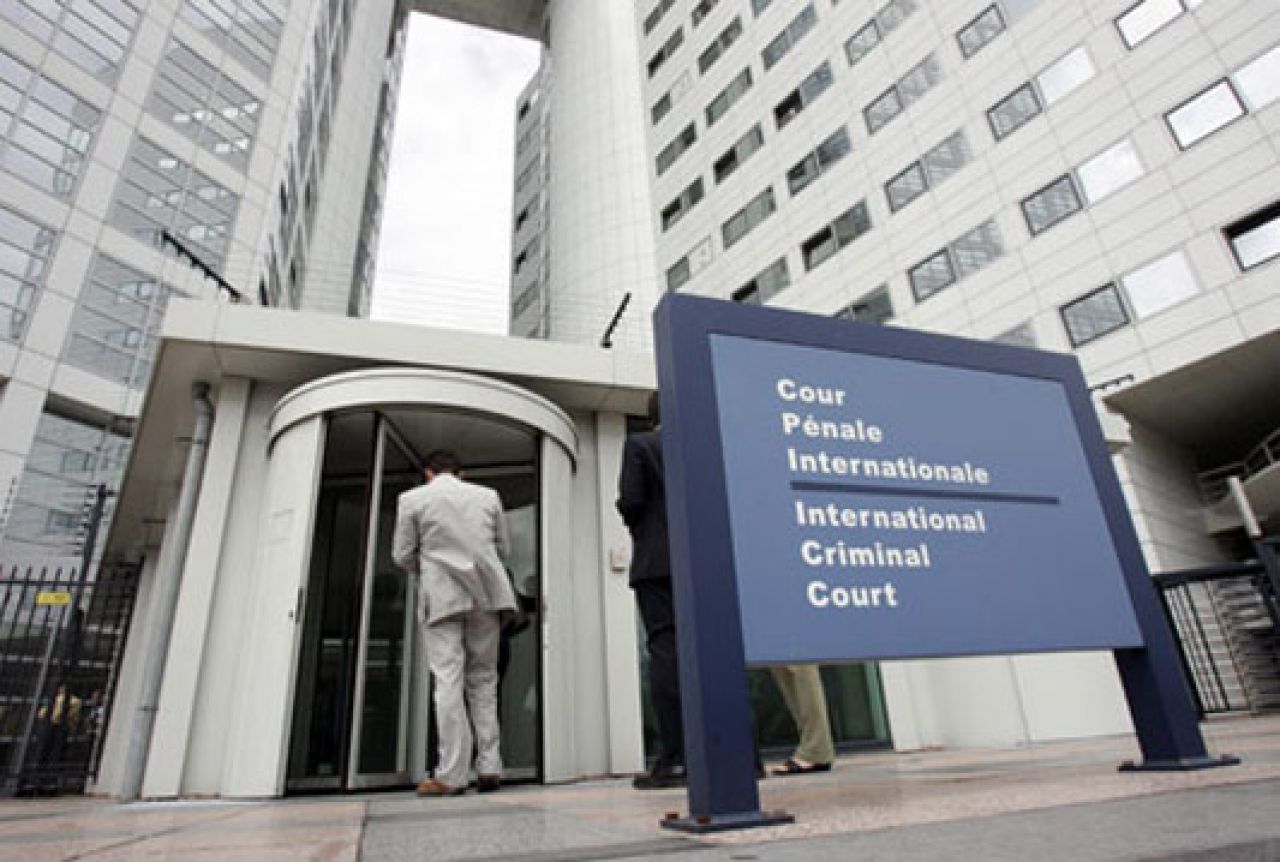 Tužiteljstvo u Haagu želi osporiti dokaze Karadžićeve obrane