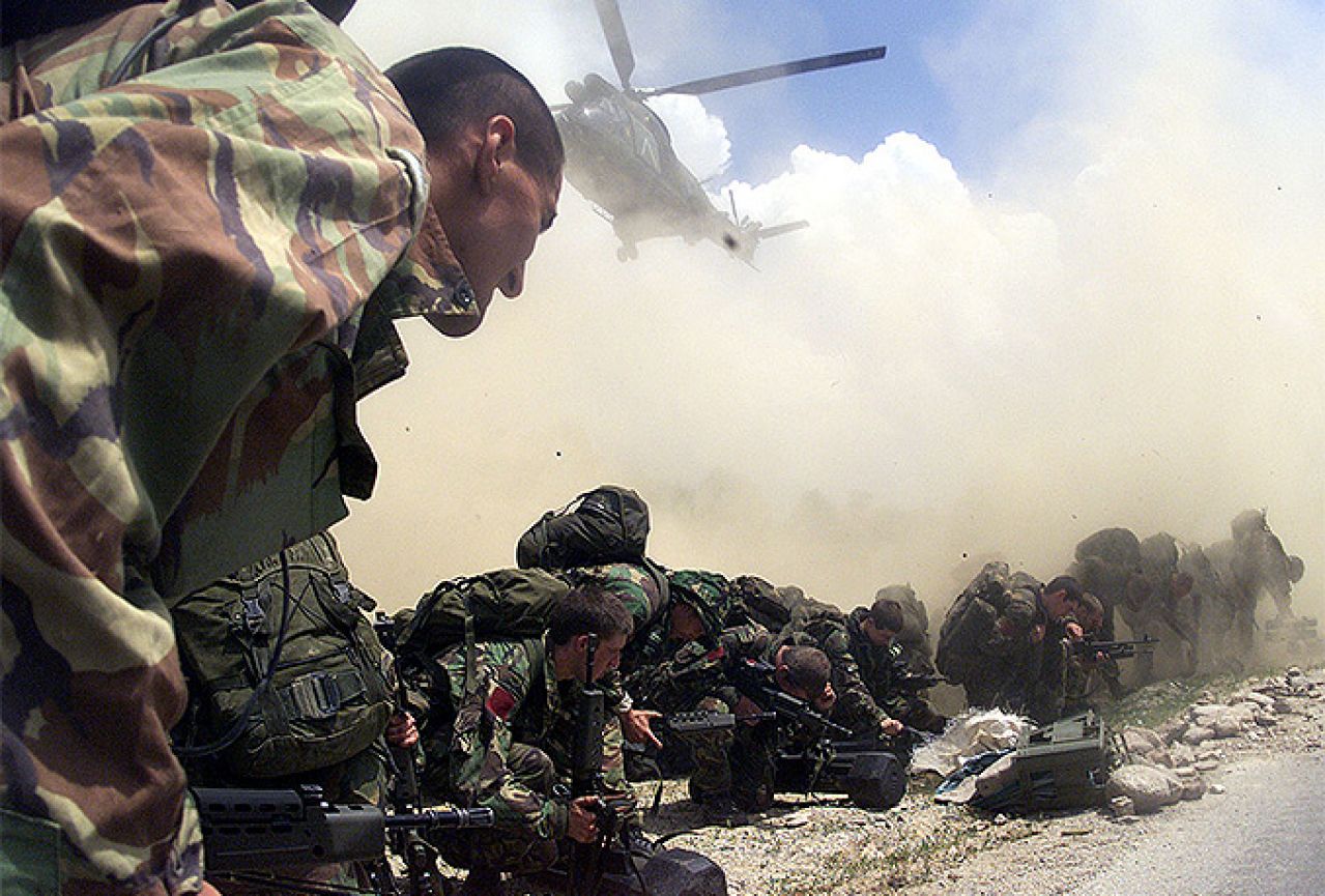NATO zabrinut velikim brojem ruskih vojnika na istočnim granicama Ukrajine