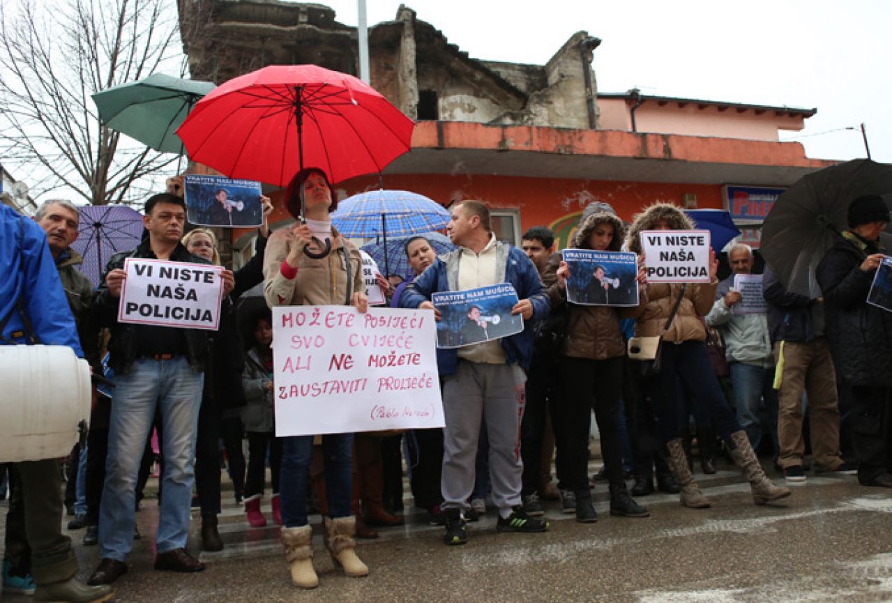 Mostarski prosvjednici dobili odgovor od Skupštine HNŽ-a