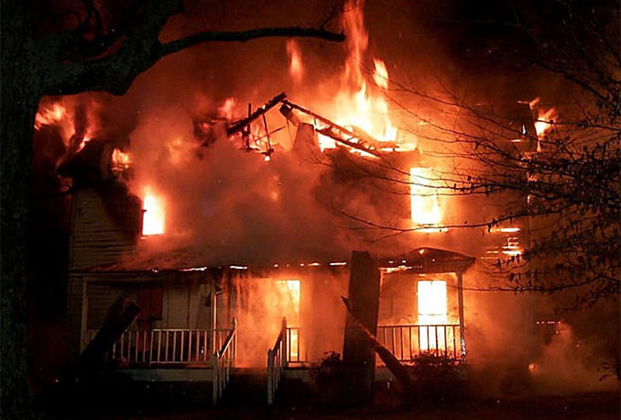 Zapaljena kuća obitelji Čuljak