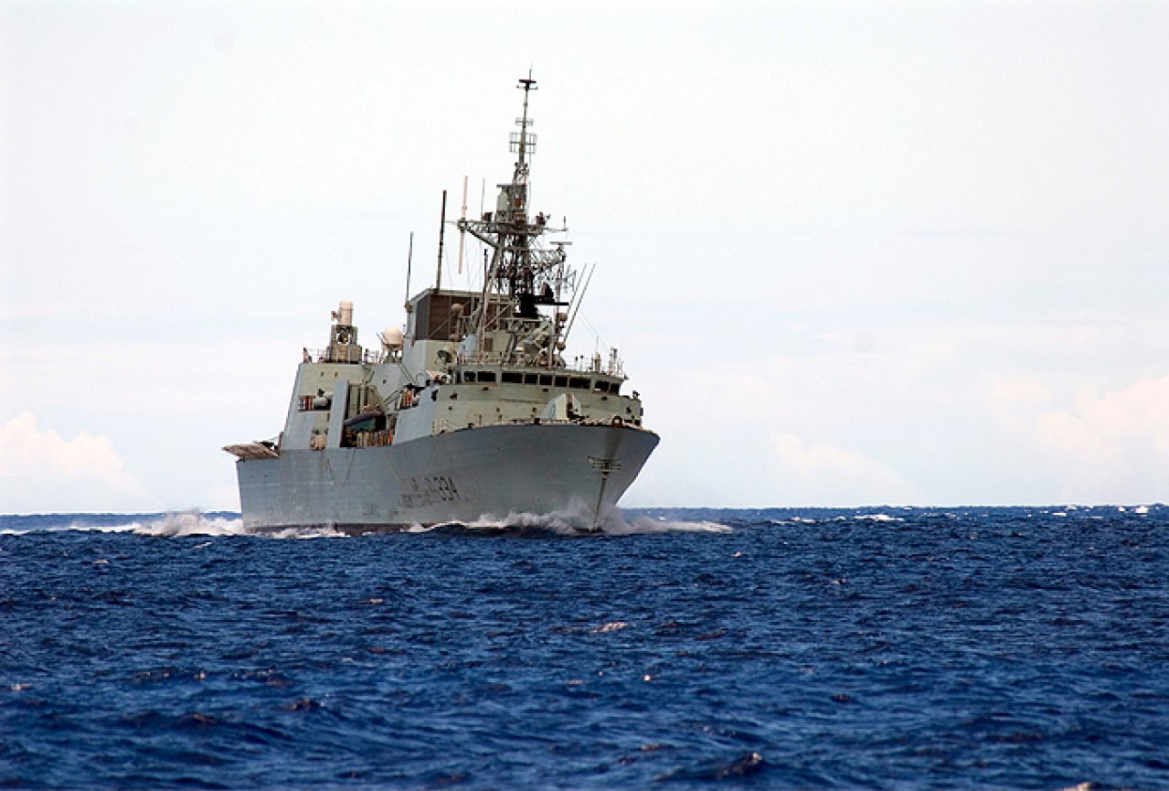 Kanadska mornarica zaplijenila 132 kilograma heroina u Indijskom oceanu