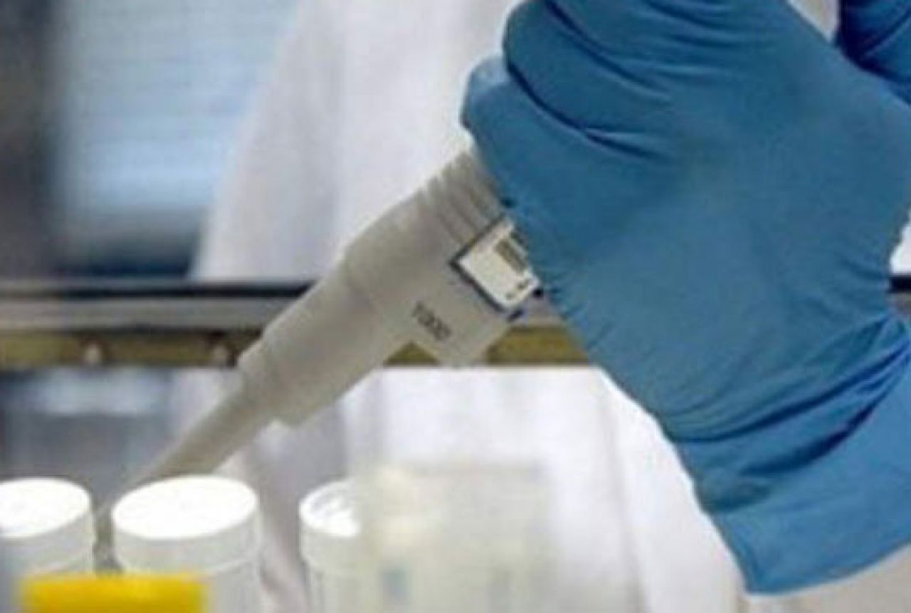 Francuski institut izgubio 2.349 bočica smrtonosnog virusa
