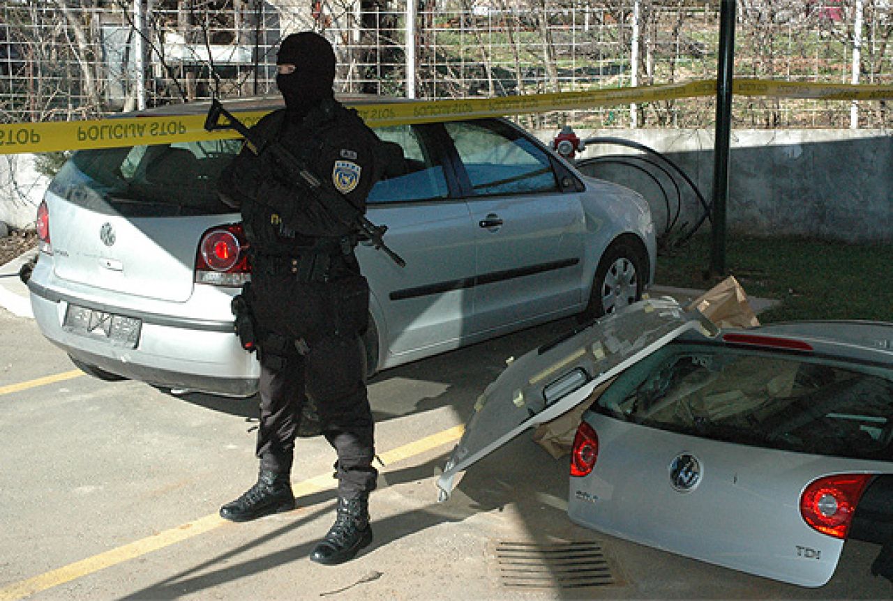 Za krađe automobila u Sarajevu i Mostaru ukupno 16 godina zatvora