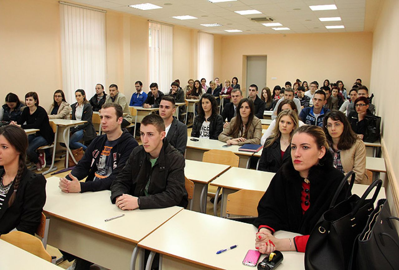 Sudac Ustavnog suda BiH u Mostaru: Čast mi je govoriti studentima Pravnog fakulteta