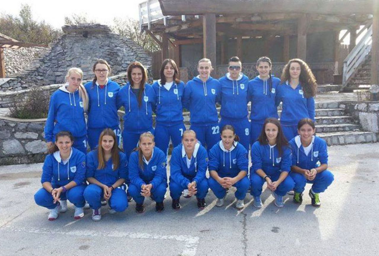 ŽN/FK Mostar igra presudnu utakmicu, djevojke traže podršku navijača!