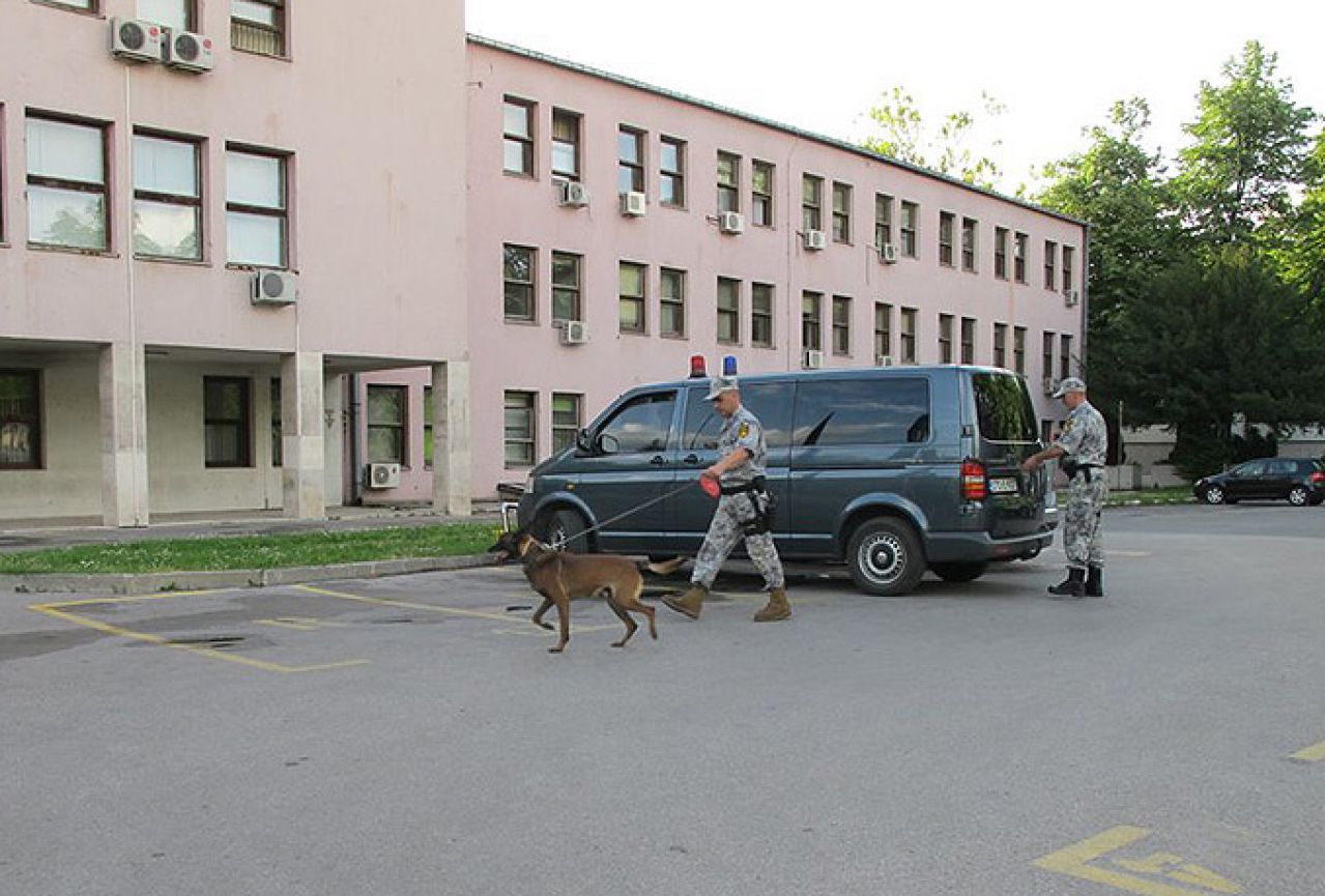 Uhićen krivac za lažnu bombu u zgradi Vlade F BiH