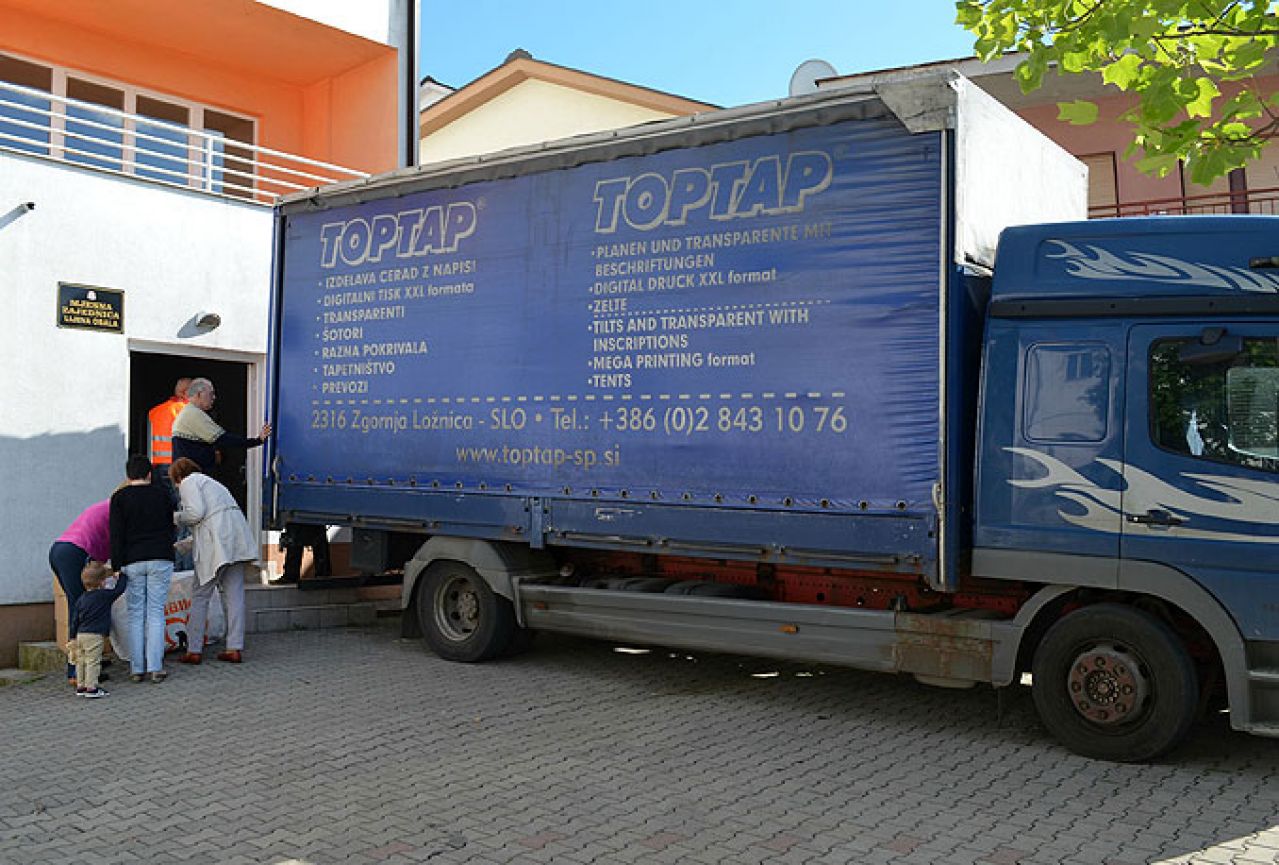 U BiH ušlo 1.188 vozila s humanitarnom pomoći