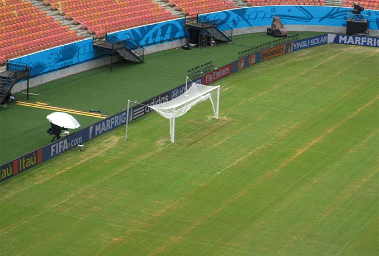 Na ovakvoj travi će igrati Hrvatska u Manausu