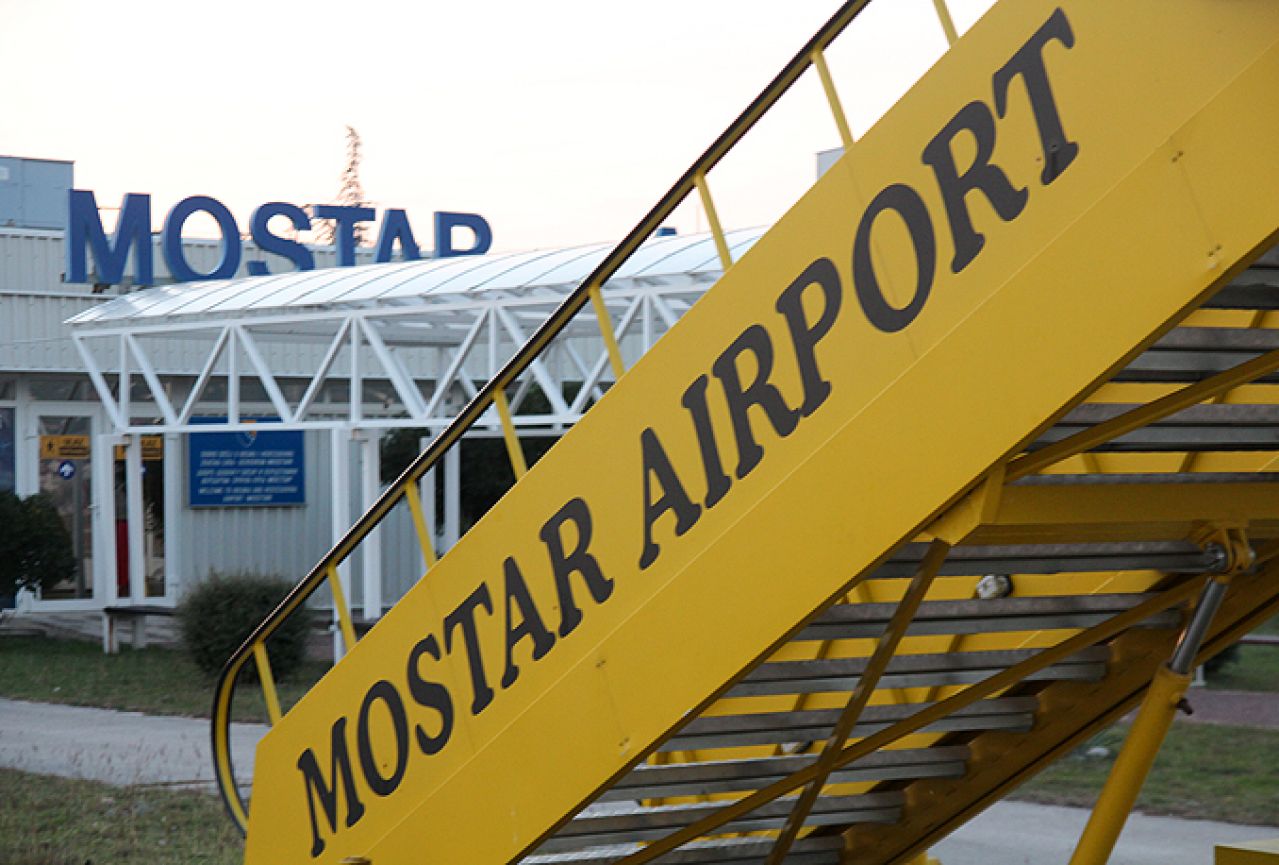 Prvi ugovoreni let na relaciji Pescara - Mostar sletio u mostarsku Zračnu luku