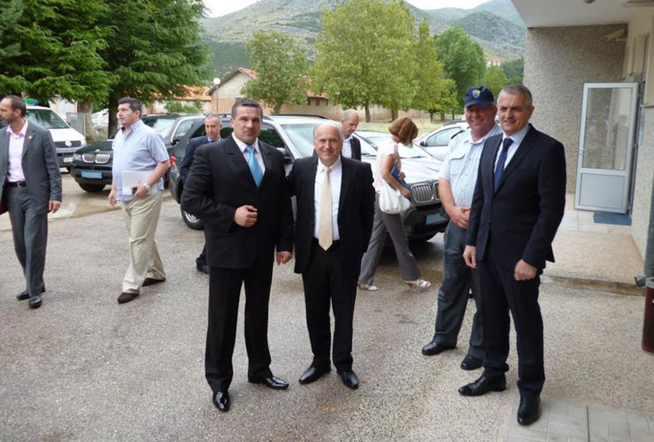 Inzko sa Galićem u Trebinju: Granična policija radi sukladno EU standardima