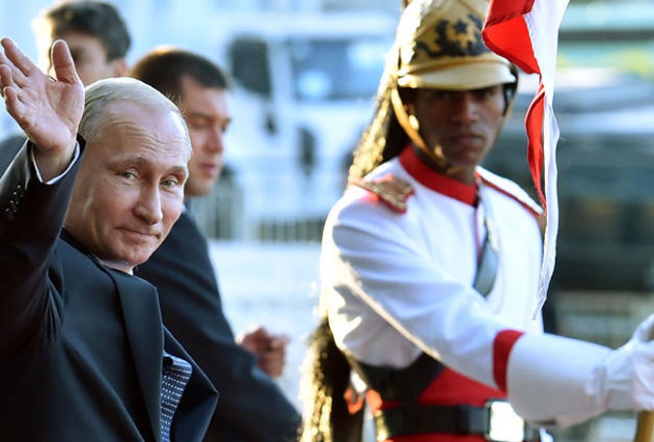 Putin zanijekao vraćanje špijuna na Kubu