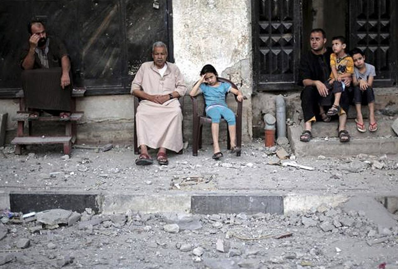 Broj poginulih u Gazi premašio 300