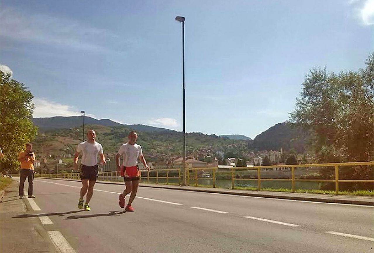 Maratonac Aco Golo krenuo iz Višegrada za Mostar