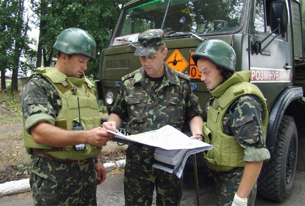 Ukrajinska vojska nadomak Donjecka