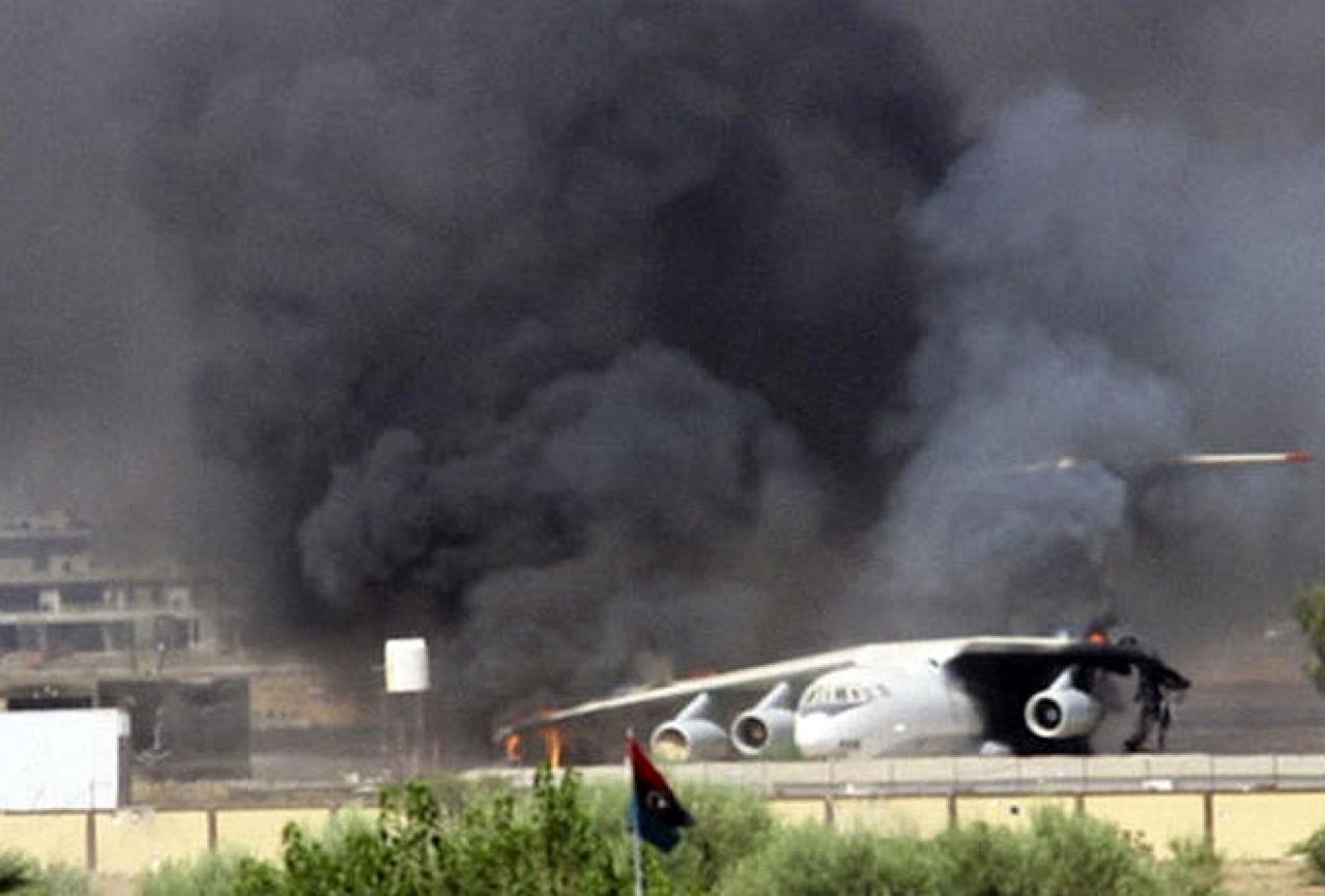 Libija traži pomoć: Zapaljeni tankeri prijete katastrofom 